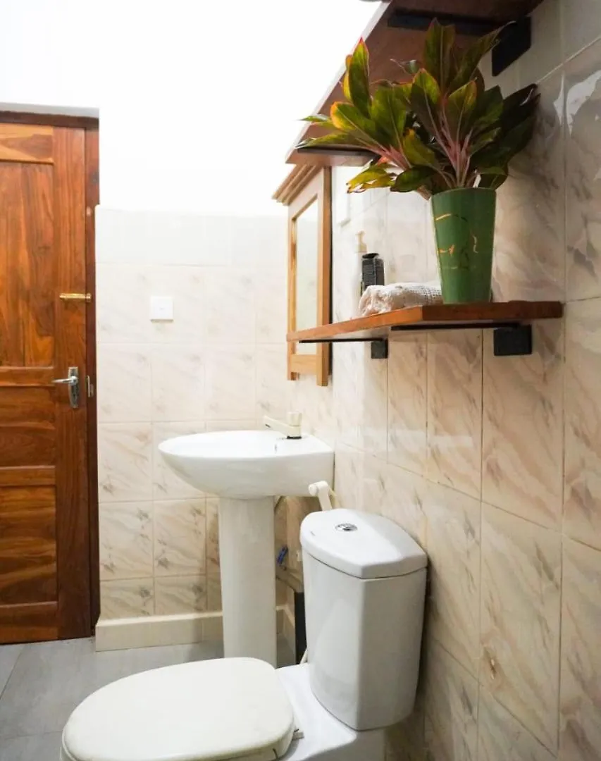 Olive Green Villa In Negombo For Airport Transit Katunayake Sri Lanka