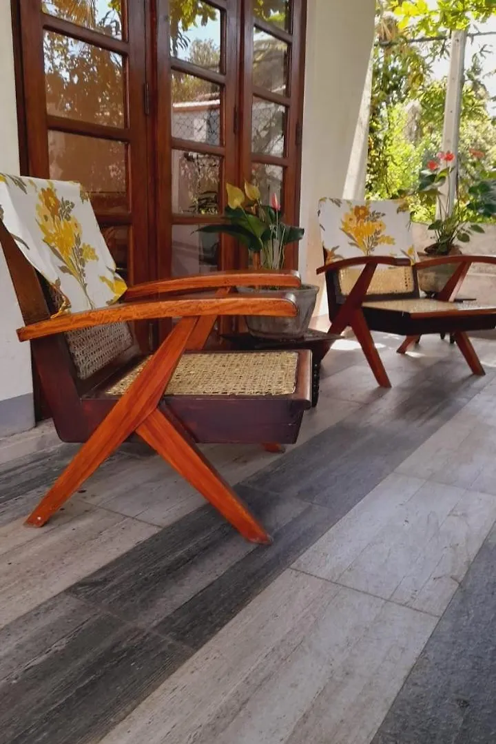 Guest house Olive Green Villa In Negombo For Airport Transit Katunayake Sri Lanka